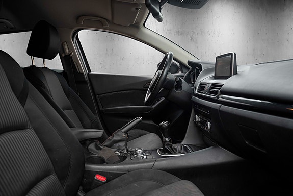 Mazda 3 27 of 30