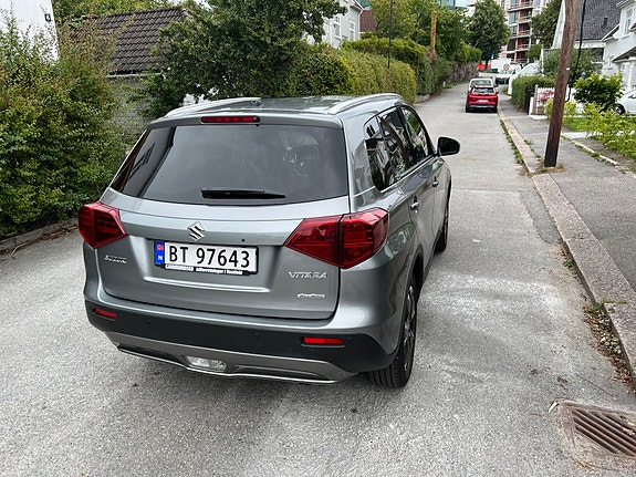 Suzuki Vitara 5 of 16
