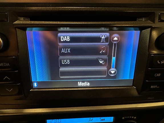 Toyota Auris 25 of 30