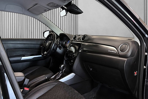 Suzuki Vitara 30 of 30