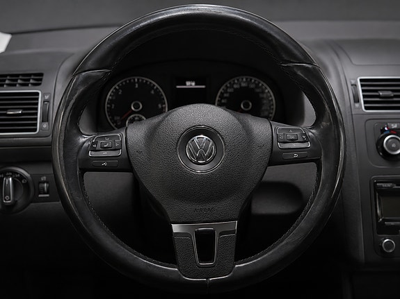 Volkswagen Touran 20 of 27