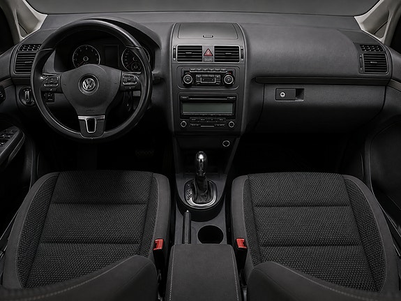 Volkswagen Touran 19 of 27