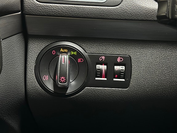Volkswagen Touran 24 of 27