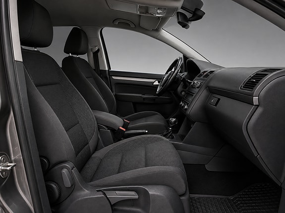 Volkswagen Touran 15 of 27