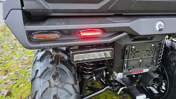 Can-Am Outlander 6x6 DPS 850 – DEMO ! LED-bar, konsoll m/vindskjerm & ekstra ryggelys 10 of 11
