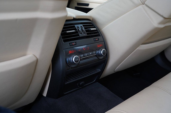 BMW M5 21 of 28