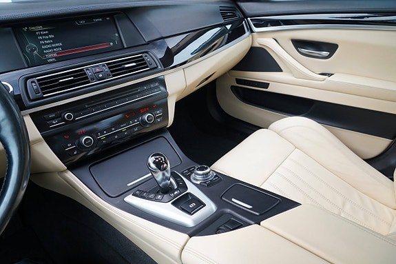 BMW M5 11 of 28