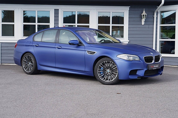 BMW M5 3 of 28