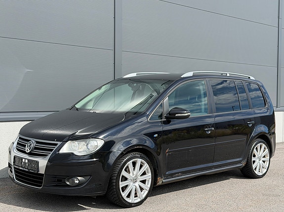 Volkswagen Touran 4 of 30