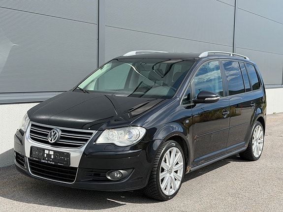 Volkswagen Touran 3 of 30