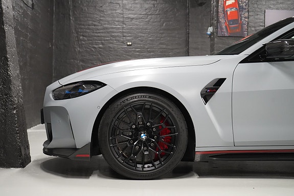 BMW M4 27 of 30