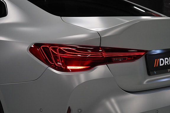 BMW M4 25 of 30