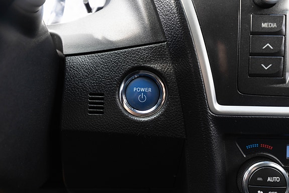 Toyota Auris 16 of 24