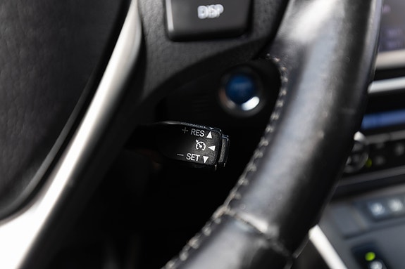 Toyota Auris 15 of 24