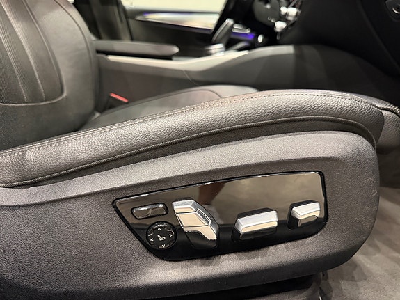 BMW 530e 19 of 30