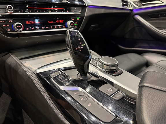 BMW 530e 27 of 30