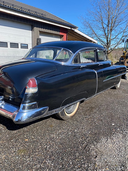 Cadillac Series 62 4 of 13