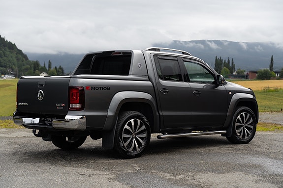 Volkswagen Amarok 3 of 24