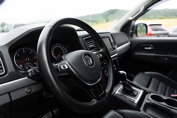 Volkswagen Amarok 14 of 24