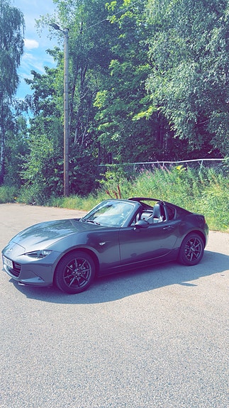 Mazda MX-5 6 of 9