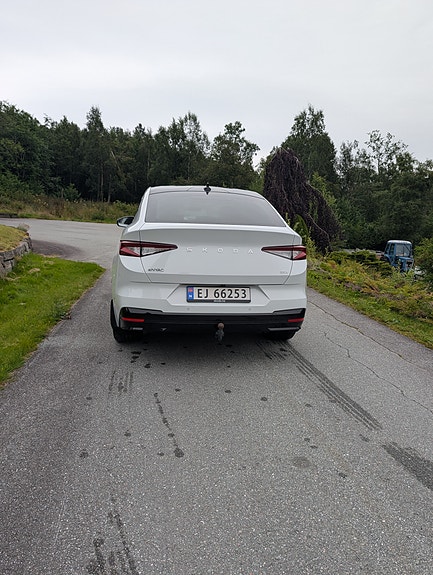 Skoda Enyaq Coupé 4 of 13