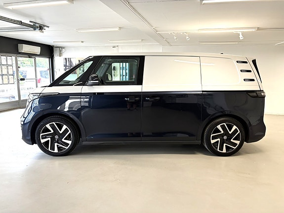 Volkswagen ID. Buzz 8 of 27