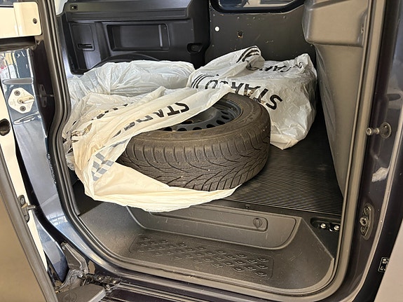 Volkswagen ID. Buzz 22 of 27