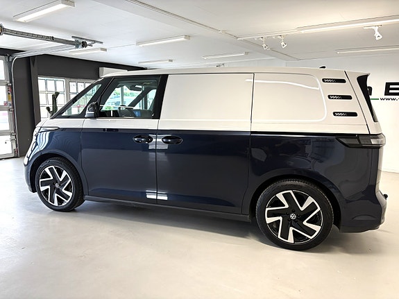 Volkswagen ID. Buzz 7 of 27