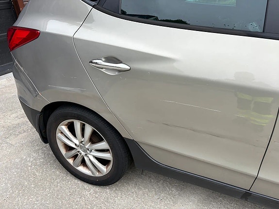 Hyundai ix35 4 of 24