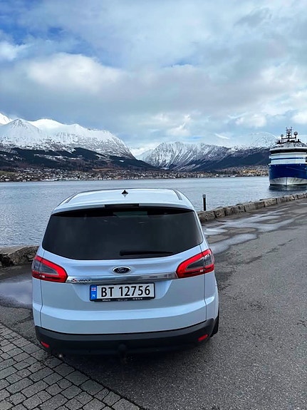 Ford S-MAX 4 of 10