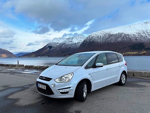 Ford S-MAX 2 of 10