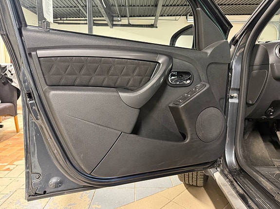 Dacia Duster 11 of 22