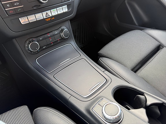 Mercedes-Benz B180 21 of 24
