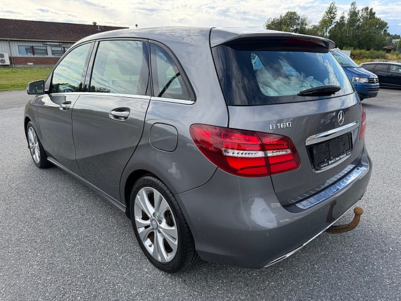 Mercedes-Benz B180 9 of 24