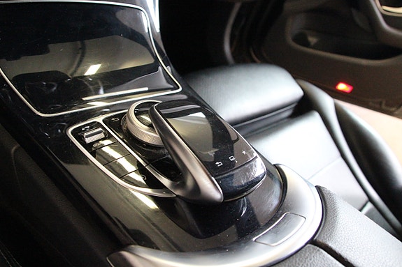 Mercedes-Benz C180 14 of 21