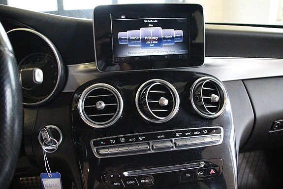 Mercedes-Benz C180 15 of 21