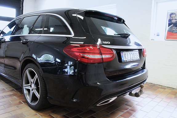 Mercedes-Benz C180 8 of 21