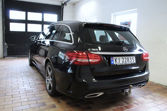 Mercedes-Benz C180 6 of 21