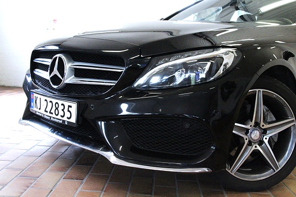 Mercedes-Benz C180 7 of 21