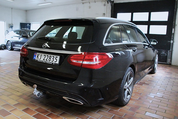 Mercedes-Benz C180 9 of 21