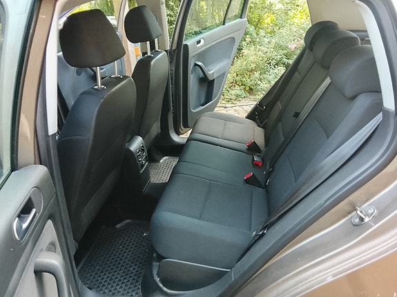 Volkswagen Golf Plus 17 of 20