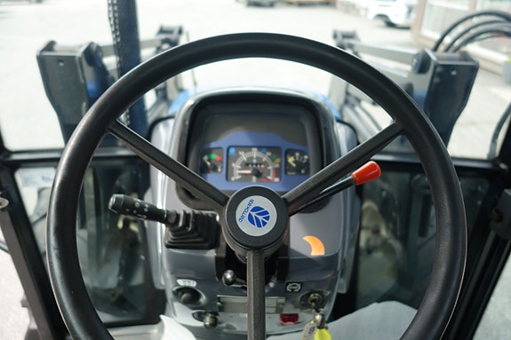 New Holland TD90 9 of 9