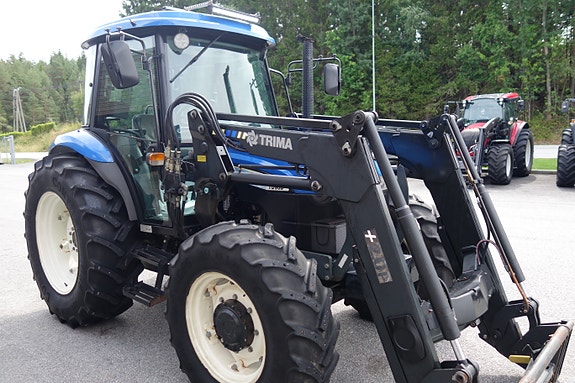 New Holland TD90 2 of 9