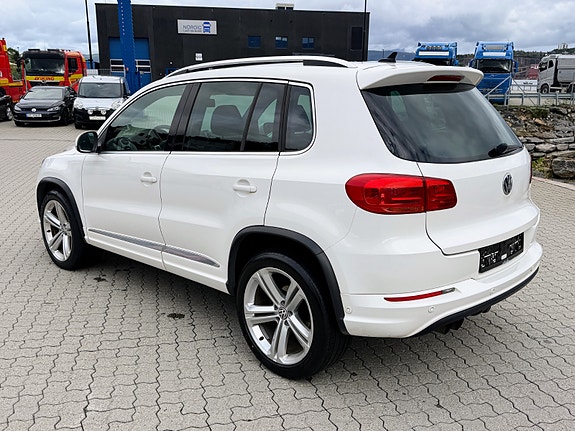 Volkswagen Tiguan 4 of 11