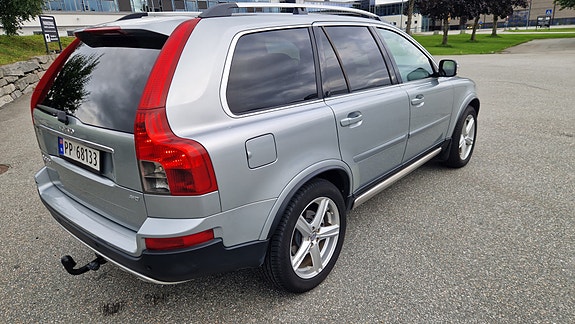 Volvo XC90 9 of 28