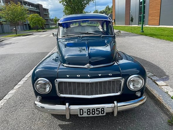 Volvo PV 3 of 5