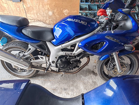 Suzuki SV 650 S 3 of 15