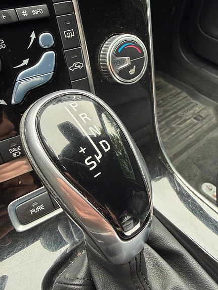 Volvo V60 14 of 30
