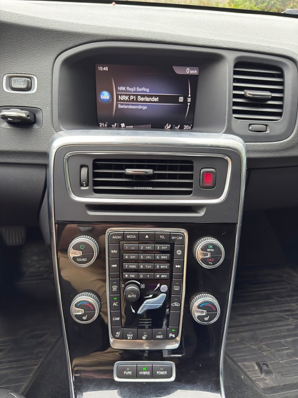 Volvo V60 12 of 30