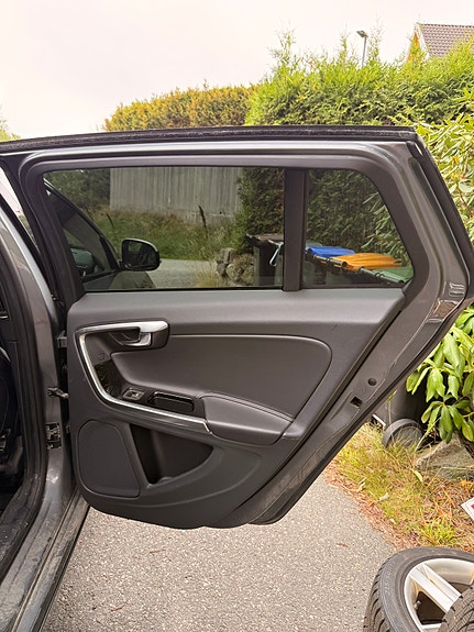 Volvo V60 20 of 30